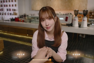 类完蛋的恋爱模拟游戏,终究还是卷到靠AV女优营销