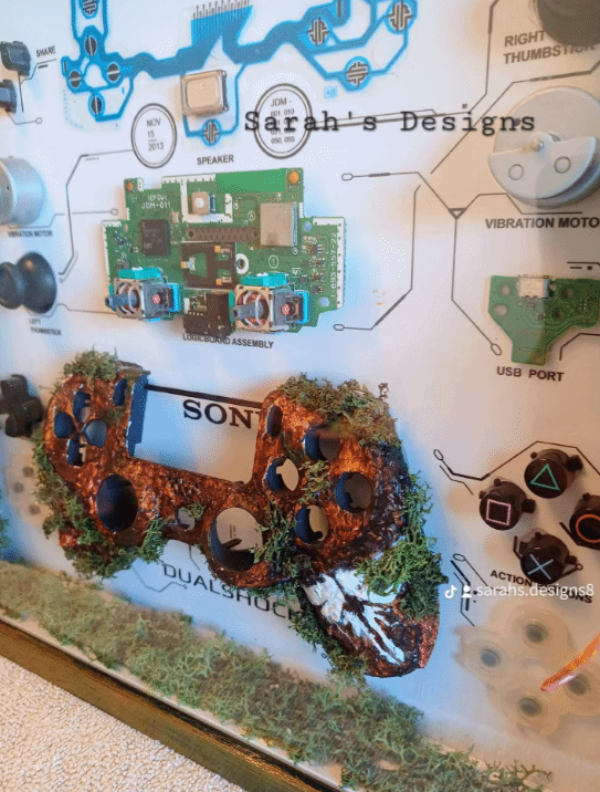 难他天？《最后生还者2》玩家将已坏手柄做成艺术品