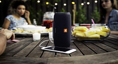 JBL Charge3蓝牙音箱连接蓝牙的具体步骤