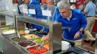 奥运村食物供应出现诸多问题：早餐鸡蛋定量供应 英国队自己带厨师
