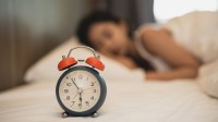 早睡简直就是人类的无敌作弊器：晚上10点睡更健康